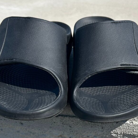 Oofos OOAHH Sport Recovery Slides Adjustable Strap W10 M8 EU 41 - Picture 1 of 8